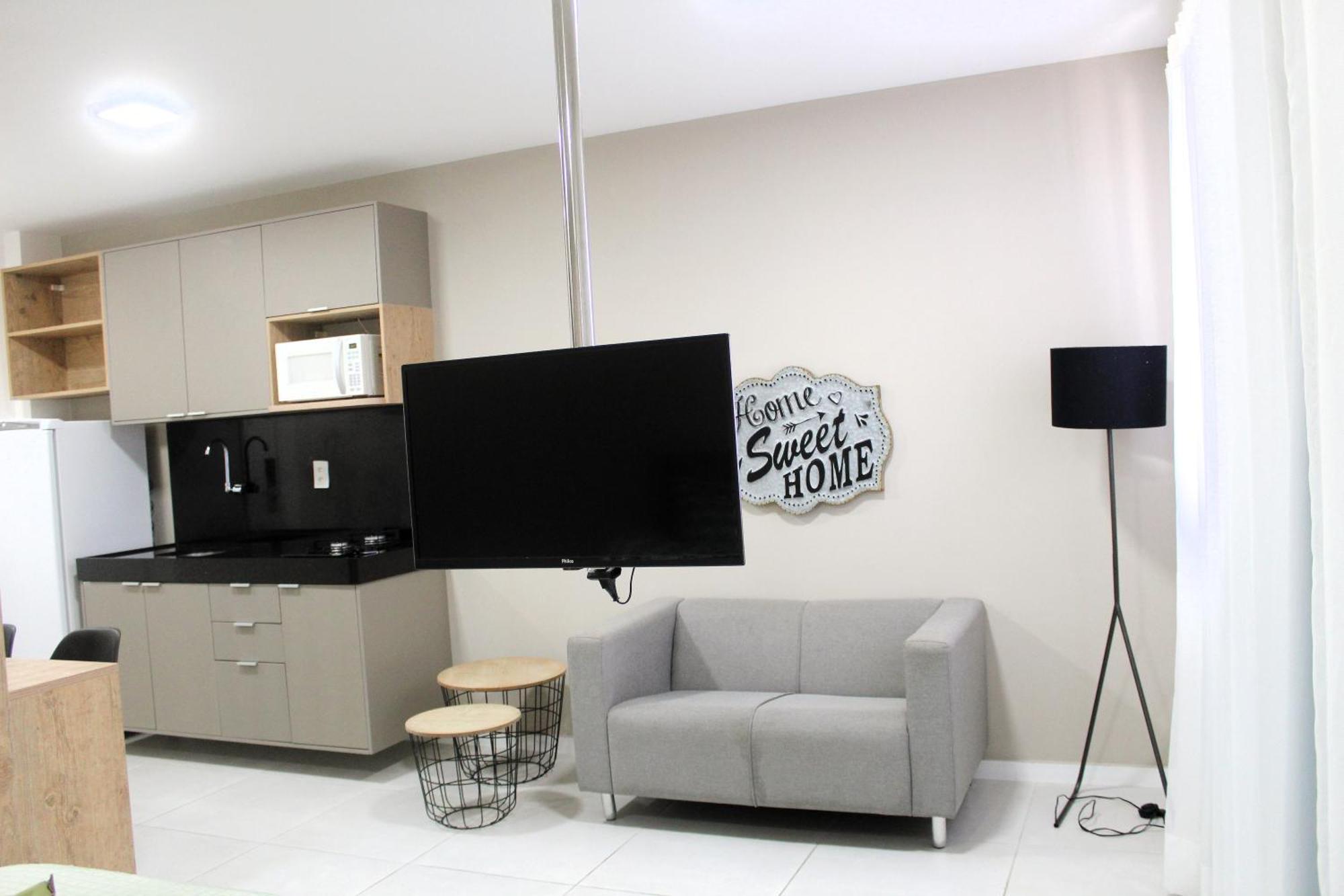 Apartamento Edf Time, Aconchegante E Muito Bem Localizado *
